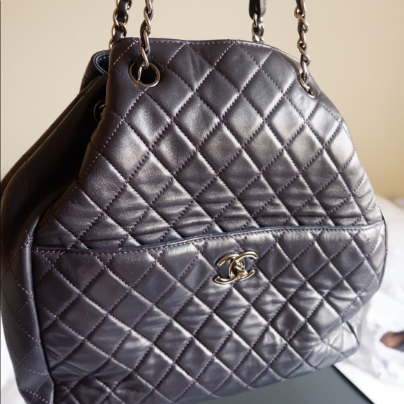 chanel quilted drawstring bag